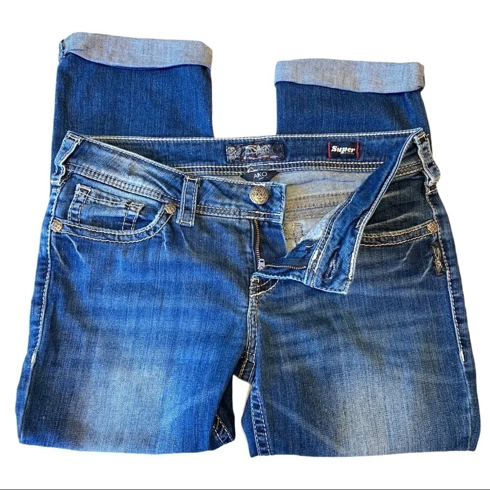 Silver Jeans Aiko Mid Capri Cuffed Denim Jeans - Picture 7 of 14